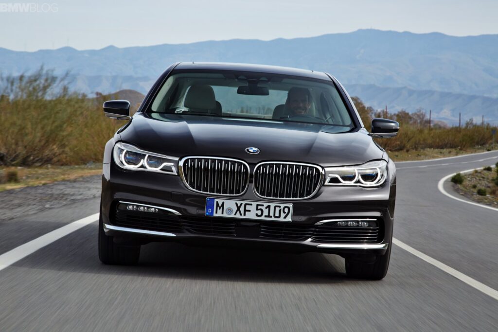 2016-bmw-7-series-exterior-images-1900×1200-07